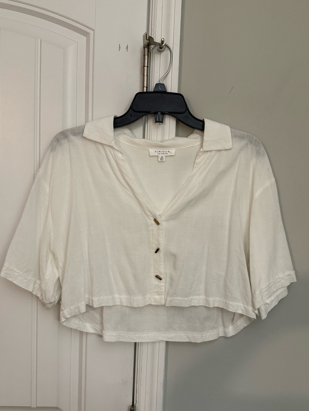 Kirious White Linen Cropped Button-Front Top